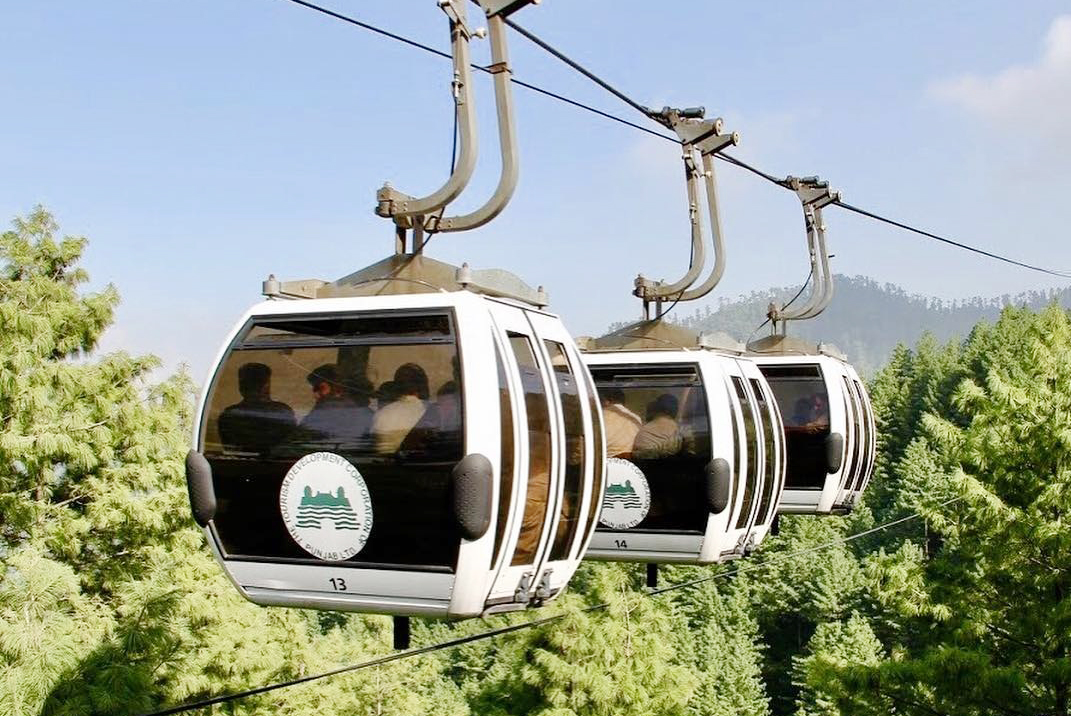 murees-patriata-chair-lifts-completely-restored
