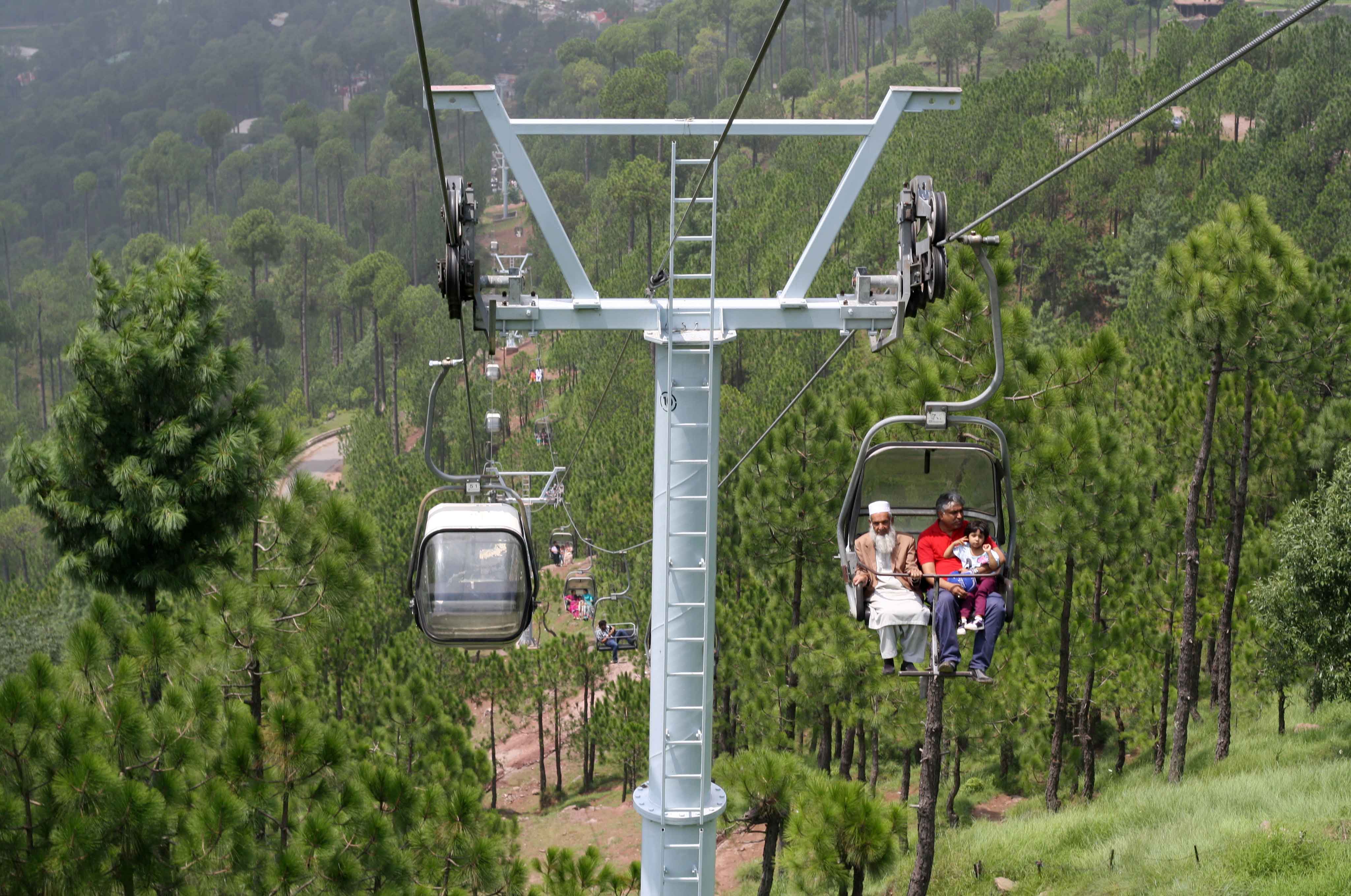 murree-chairlifts-reopen-after-june-cable-car-derailment