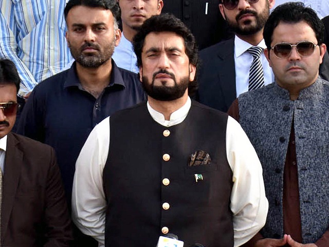 pakistan-to-not-leave-afghan-refugees-alone-in-crisis-shehryar