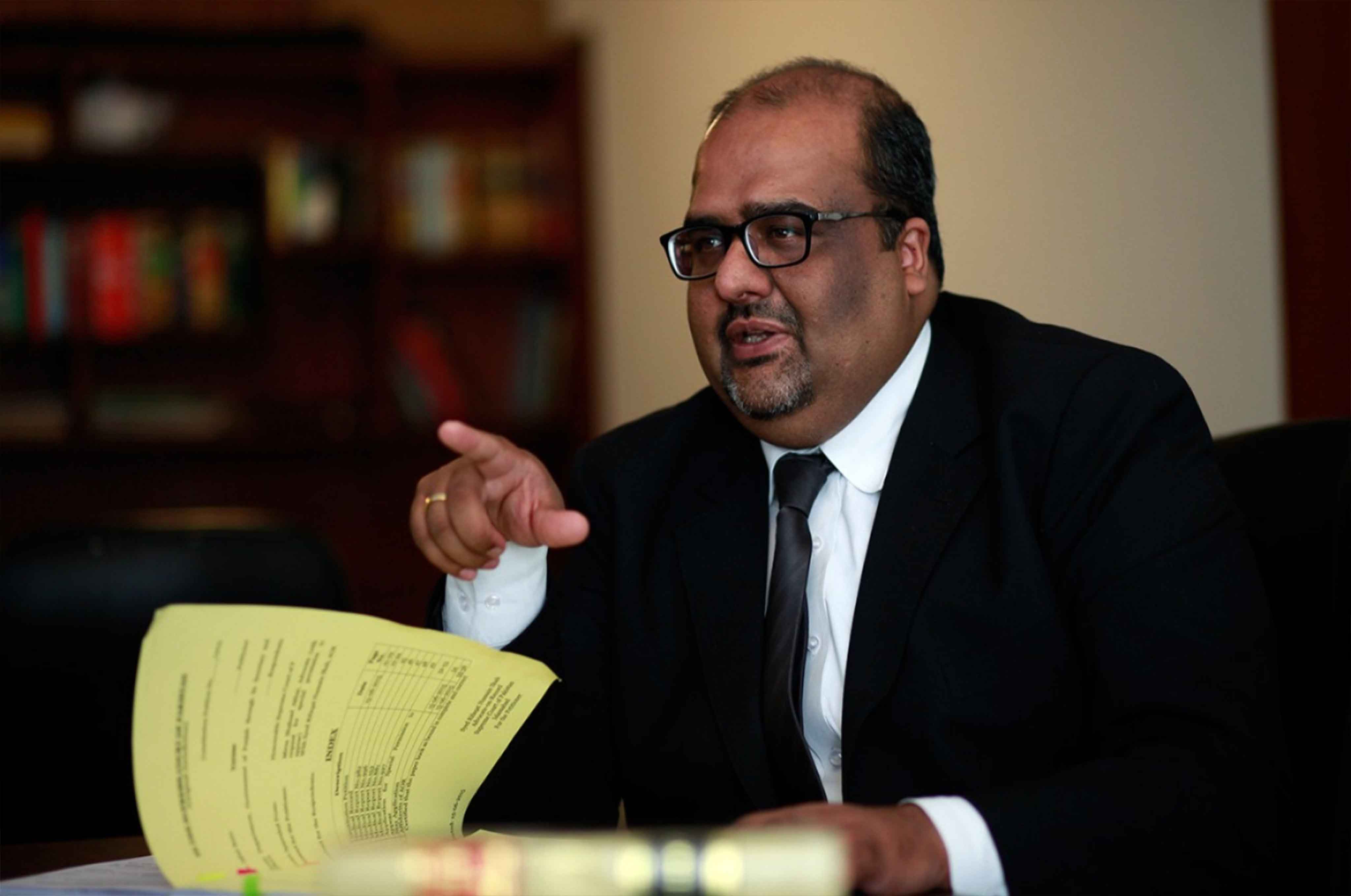 shahzad-akbar-challenges-shehbaz-sharif-to-file-a-case-in-london