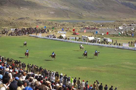 chitral-a-win-polo-trophy-as-shandur-festival-concludes