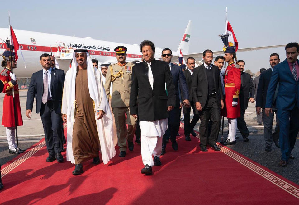 pm-uae-crown-prince-discuss-ways-to-promote-bilateral-cooperation