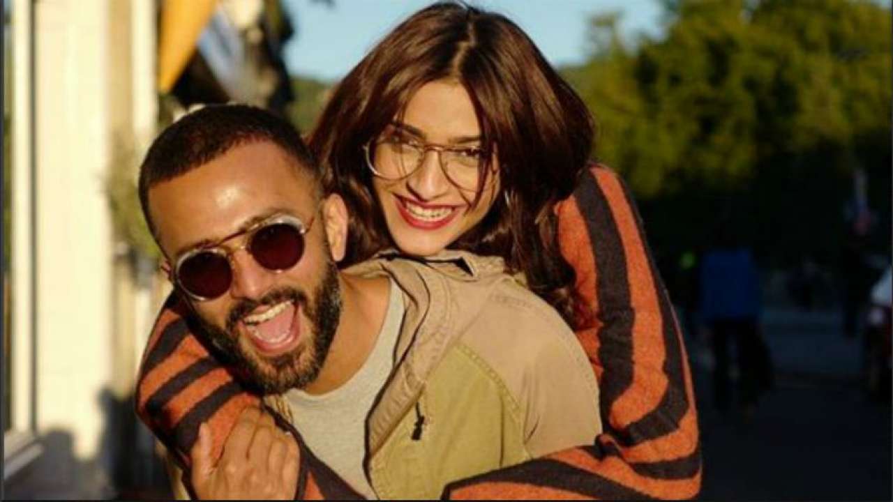 sonam-kapoor-reveals-love-story