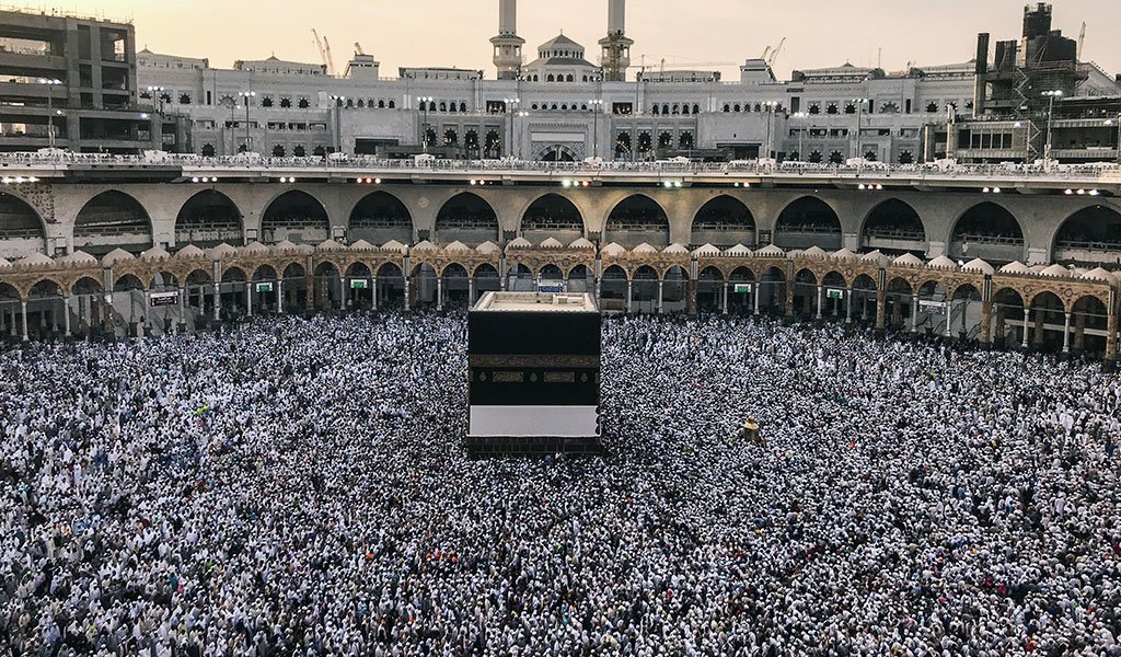 government-likely-to-return-rs4-billion-to-hajj-pilgrims