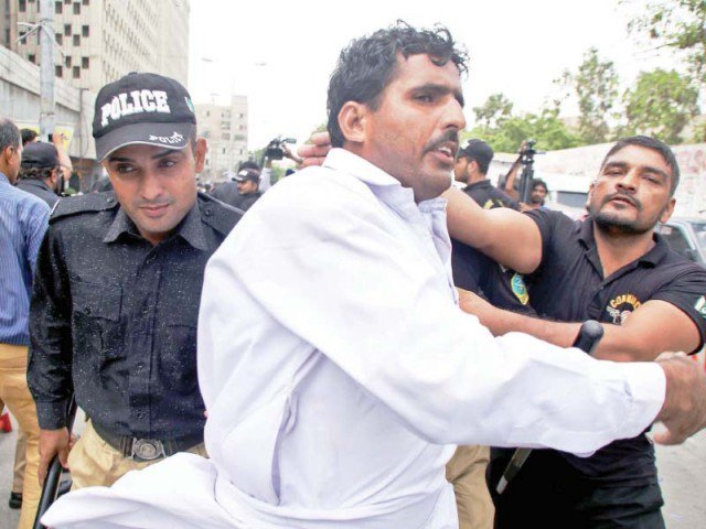 police-baton-charge-teachers-arrest-pti-mpa