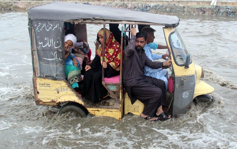 more-rain-forecast-in-karachi-on-friday