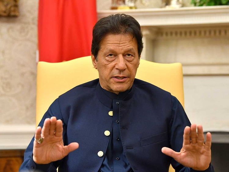 pm-hints-at-option-for-talks-with-jui-f-chief-over-azadi-march
