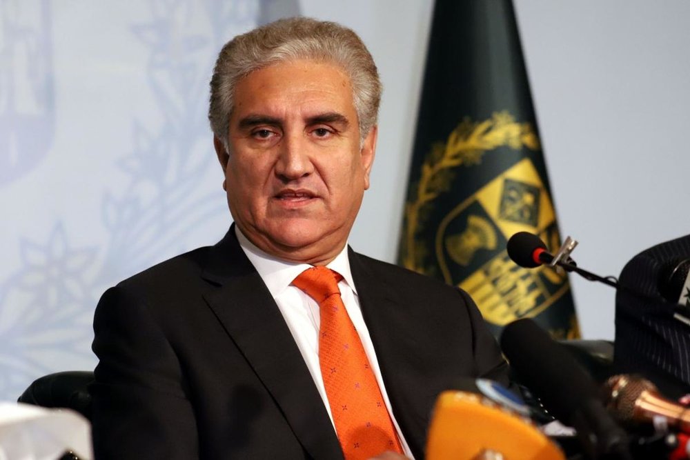 pm-imran-to-try-to-remove-misunderstandings-between-brotherly-countries-during-iran-visit-qureshi