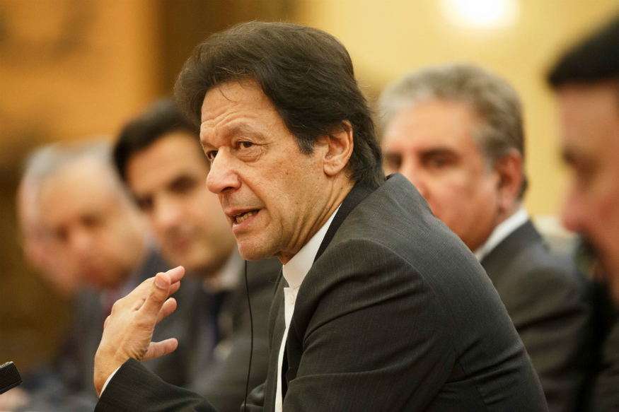 pm-imran-khan-reaches-in-karachi-on-a-day-long-visit