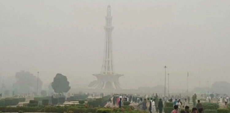 rain-reduces-the-severity-of-smog-in-lahore-other-parts-of-punjab