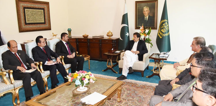 pm-imran-lauds-malaysias-principled-position-on-occupied-kashmir