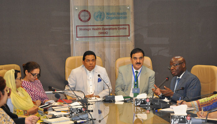who-unicef-and-pakistani-experts-declare-new-typhoid-vaccine-very-safe
