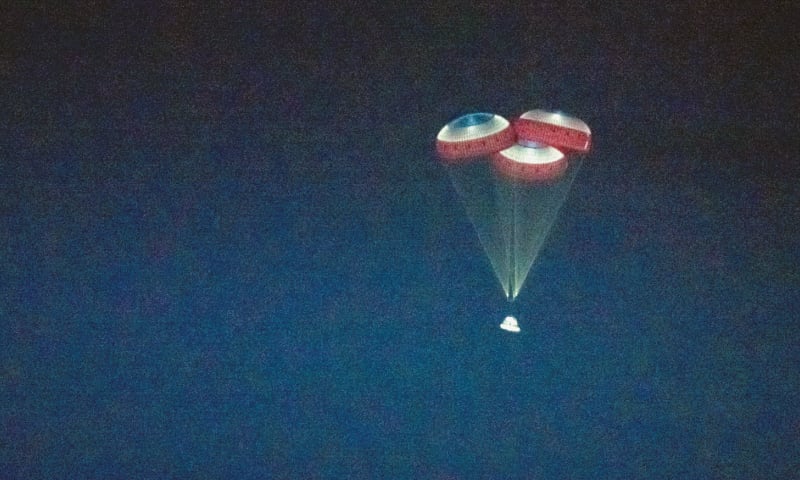 us-orbital-space-capsule-for-humans-makes-successful-desert-landing
