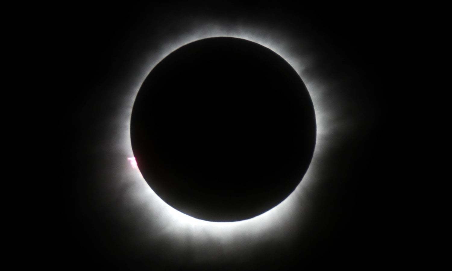 the-solar-eclipse-on-thursday-to-be-visible-in-pakistan
