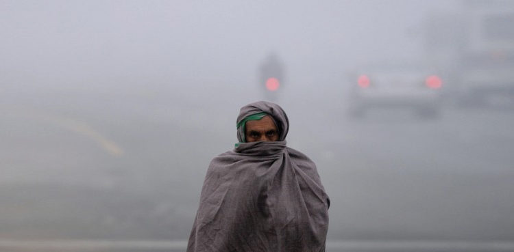 karachi-feels-shivering-cold-as-mercury-drops-below-10-celsius