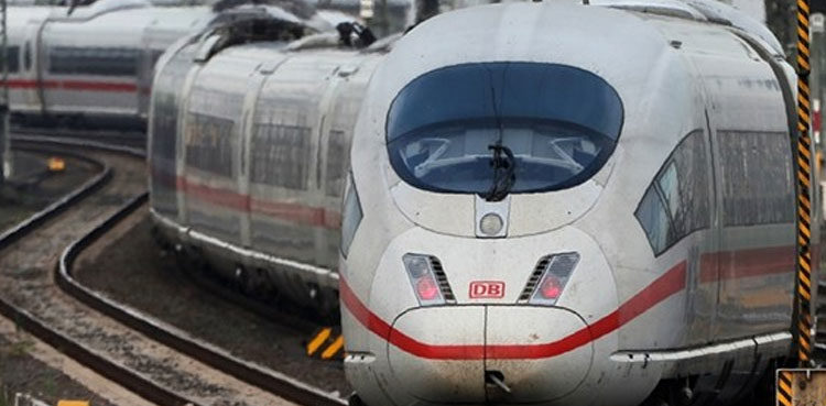 german-passengers-hailed-for-stopping-horror-tram