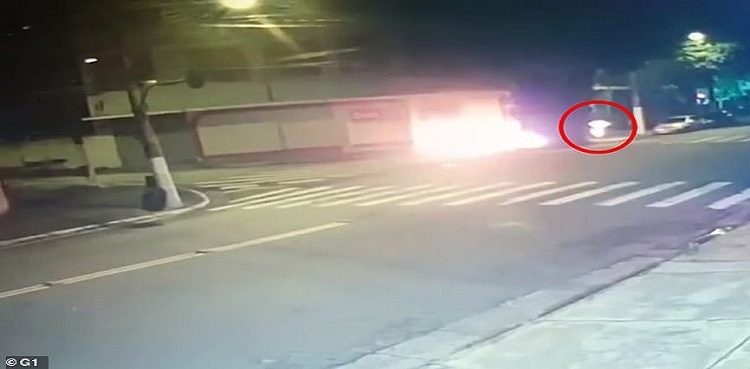 the-homeless-man-set-on-fire-while-sleeping-on-a-sidewalk-in-brazil