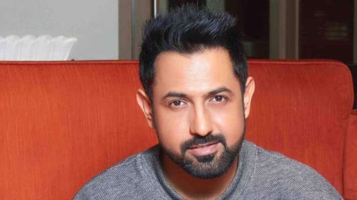 mehwish-hayats-work-is-amazing-says-gippy-grewal
