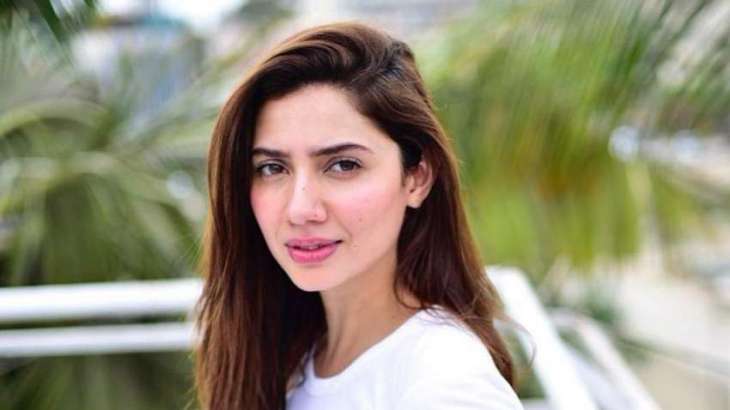 mahira-khan-thanks-mazari-for-approving-law-against-pedophiles