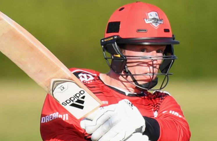 new-zealand-batsman-leo-carter-hits-six-sixes-in-an-over