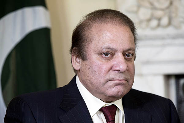 nawaz-sharif-writes-a-letter-to-khawaja-asif-over-army-act-amendment