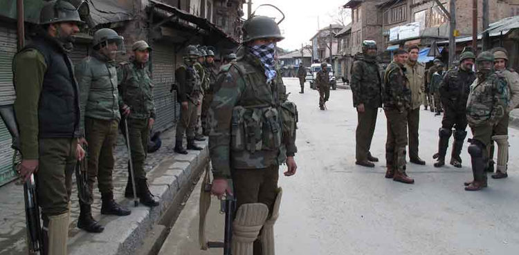 indian-troops-martyr-two-kashmiri-youth-in-pulwama