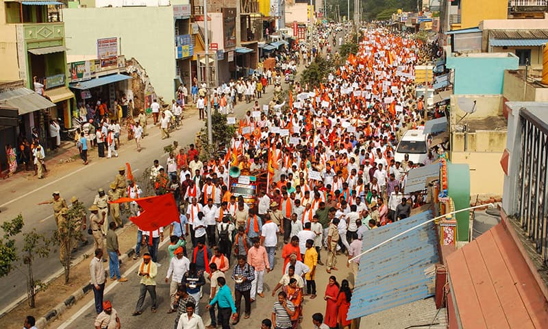 rss-rallies-against-the-statue-of-christ