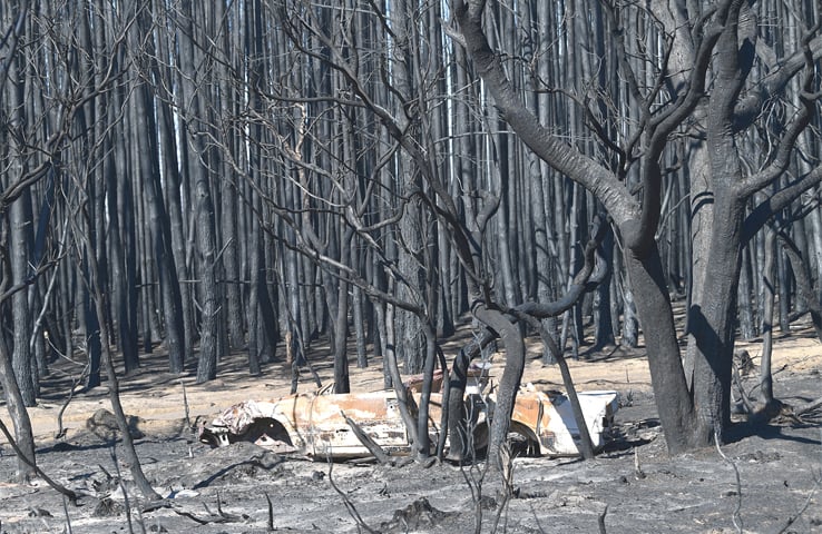 australian-govt-pledges-1-4bn-for-fire-ravaged-states-sends-troops