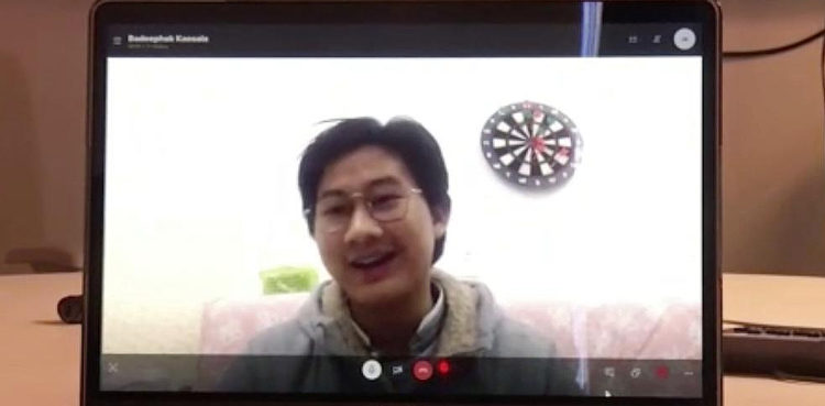 in-coronavirus-hit-ghost-town-stranded-thai-student-waits-for-help