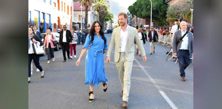 harry-and-meghan-begin-life-as-ordinary-people-almost