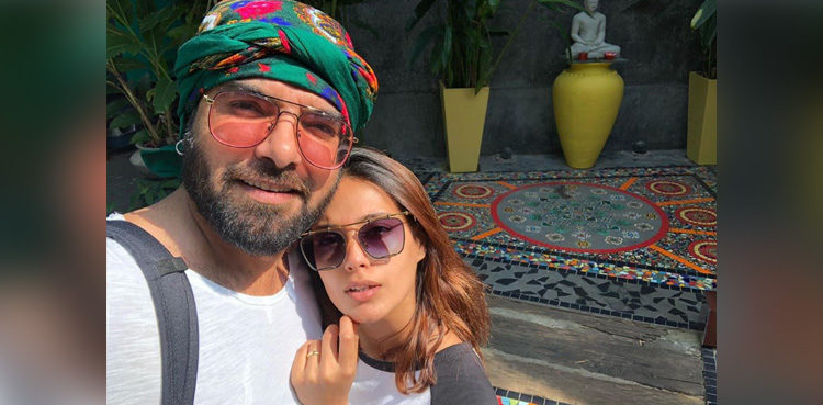 yasir-hussain-wows-iqra-aziz-with-his-cooking-on-honeymoon