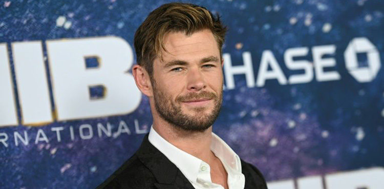 from-thor-to-fleabag-stars-dig-deep-for-australian-bushfire-relief