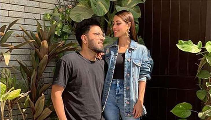 yasir-hussain-iqra-aziz-extend-gratitude-to-friend-for-prayers