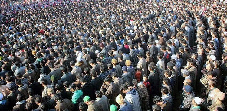thousands-attend-funeral-prayers-of-kashmiris-martyred-by-indian-forces