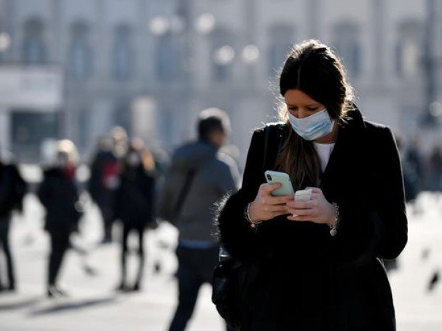 how-to-clean-your-phone-to-help-protect-against-coronavirus
