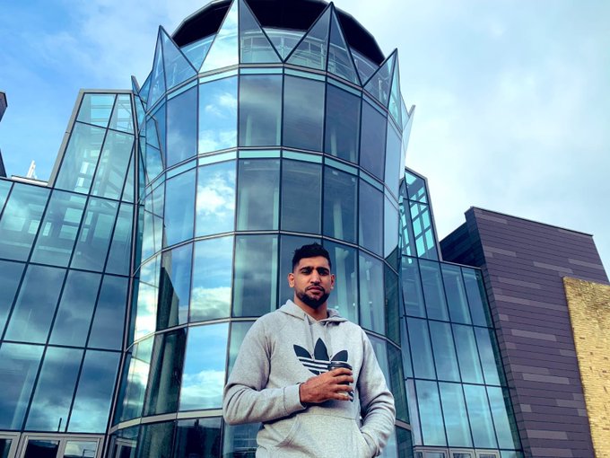 boxer-amir-khan-offers-building-to-treat-covid-19-patients