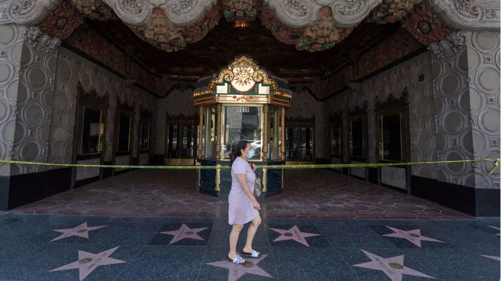 hollywood-poised-for-big-screen-gamble