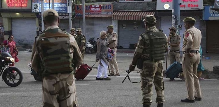 kashmiris-martyred-by-indian-troops