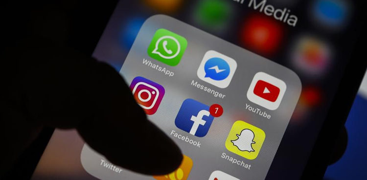 social-media-deal