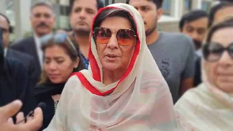 aleema-khan-naeem-panjutha-among-others-booked-for-assaulting-journalist