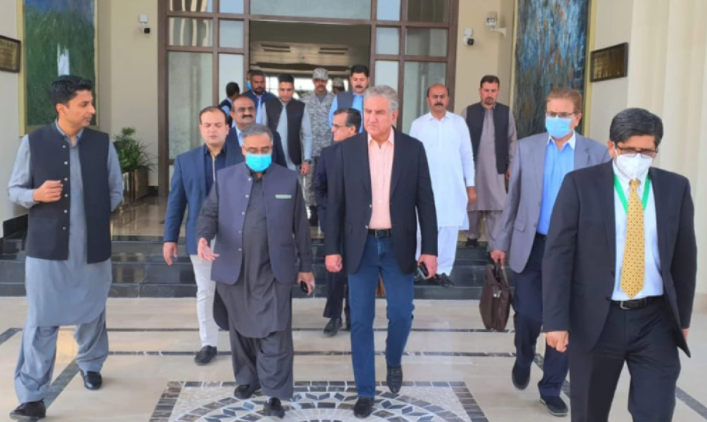 fm-qureshi-embarks-on-three-day-china-visit