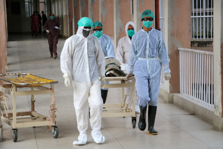 131-more-die-to-coronavirus-as-death-toll-crosses-18000-in-pakistan