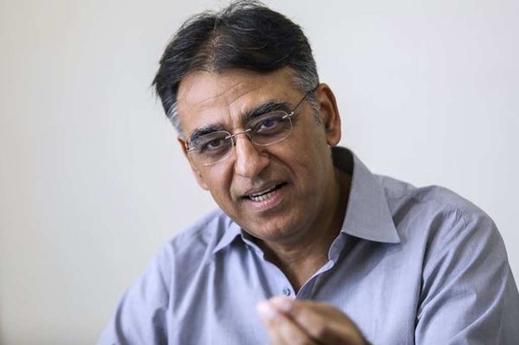 asad-umar-says-received-threat-alert-regarding-imran-khan-s-security