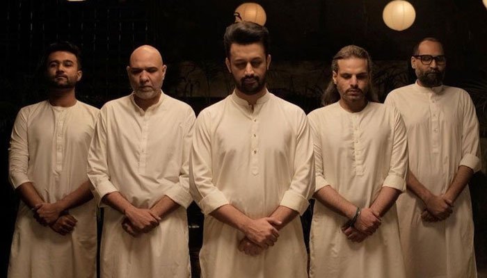 atif-aslam-releases-mustafa-jaan-e-rehmat-pe-lakhon-salaam