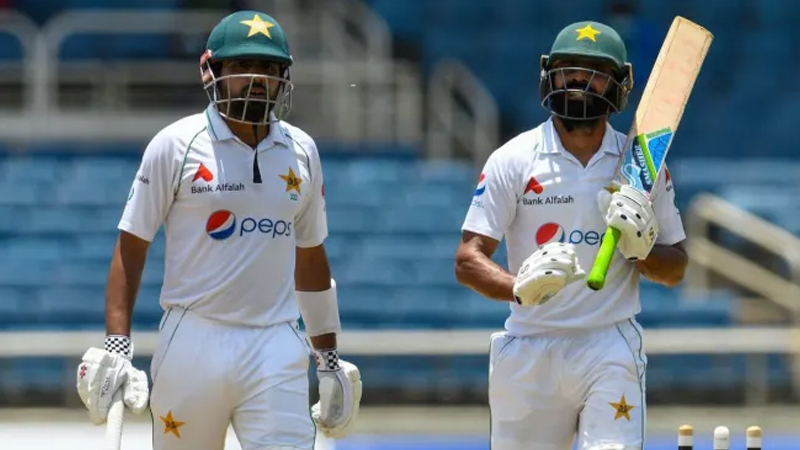 babar-fawad-rescue-pakistan-after-roach-show