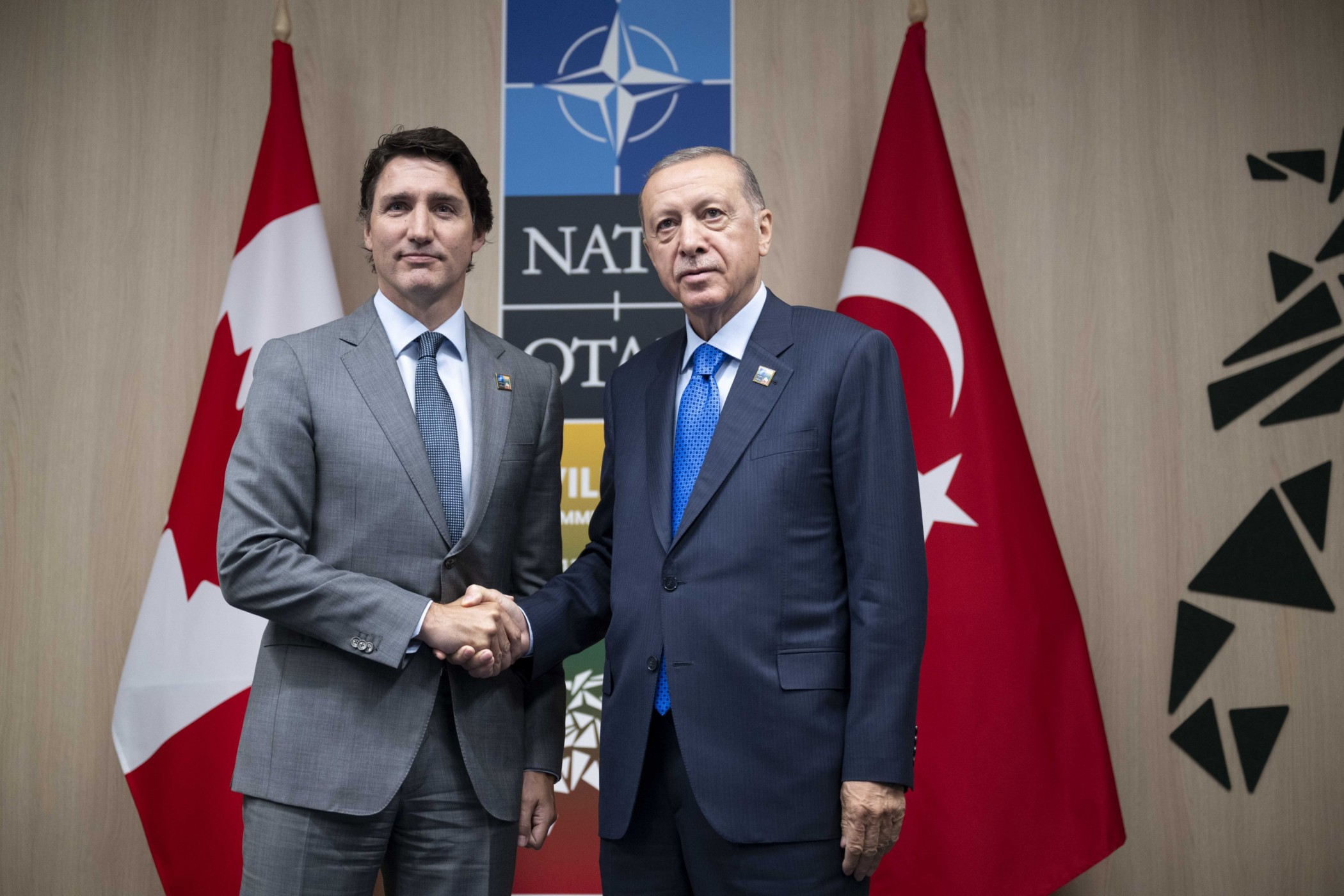 canada-drops-ban-on-military-exports-to-turkey