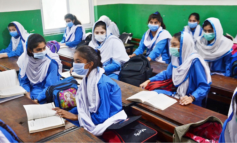 classes-from-6-to-8-resume-with-50-percent-attendance-across-sindh