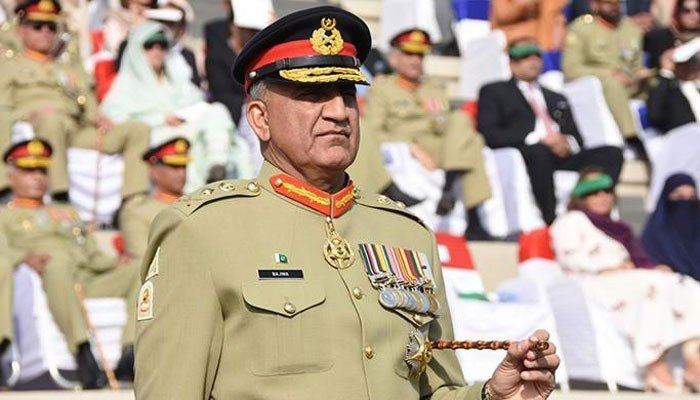 coas-bajwa-confers-awards-on-army-personnel-for-gallantry