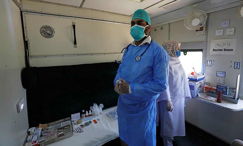 coronavirus-in-pakistan-virus-death-toll-surges-past-16-000