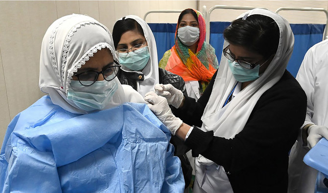 covid-19-pakistan-witnesses-4723-infections-84-deaths-in-a-day